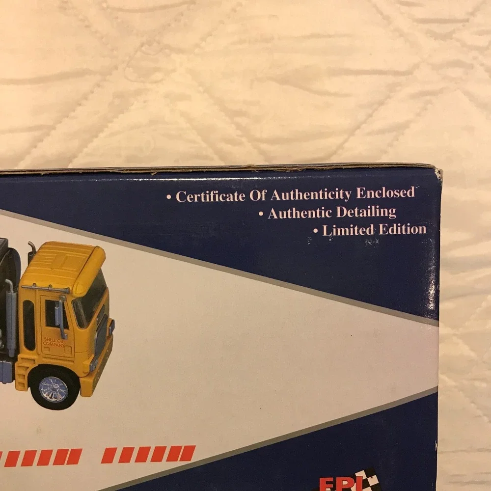 1995 Formuls Shell Premier Limited edition Oil Tanker bank‎